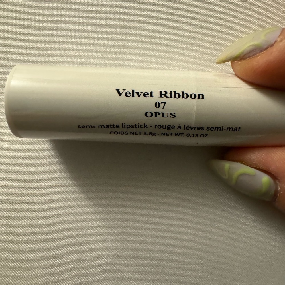 Oryza Beauty Semi Matte Rouge Lipstick Velvet Ribbon New Sealed - Picture 2 of 3